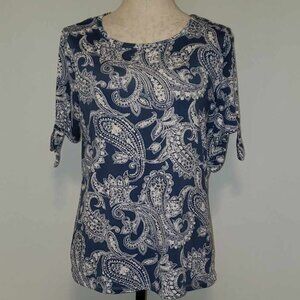 Croft & Barrow Tee Size Medium